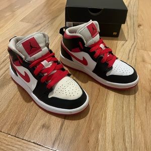 Pre School Nike Air Jordan 1 Mid